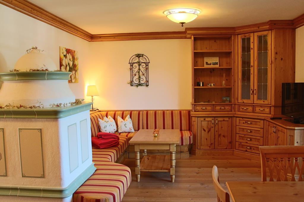 Ferienwohnung Schossleitner - Der Wohlfuehl-Ansitz Am Wolfgangsee Mit Weitblick Sankt Gilgen Δωμάτιο φωτογραφία
