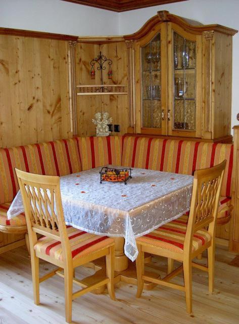 Ferienwohnung Schossleitner - Der Wohlfuehl-Ansitz Am Wolfgangsee Mit Weitblick Sankt Gilgen Εξωτερικό φωτογραφία