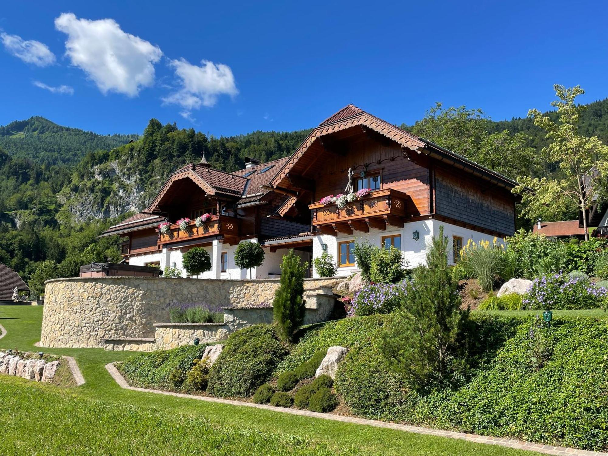 Ferienwohnung Schossleitner - Der Wohlfuehl-Ansitz Am Wolfgangsee Mit Weitblick Sankt Gilgen Εξωτερικό φωτογραφία