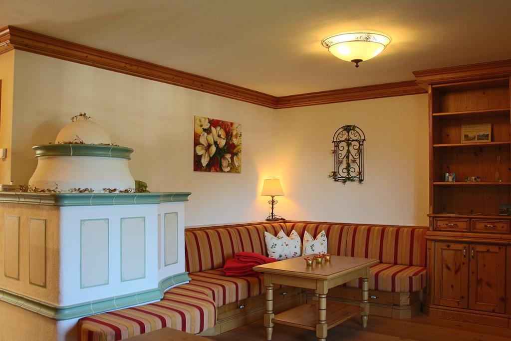 Ferienwohnung Schossleitner - Der Wohlfuehl-Ansitz Am Wolfgangsee Mit Weitblick Sankt Gilgen Δωμάτιο φωτογραφία